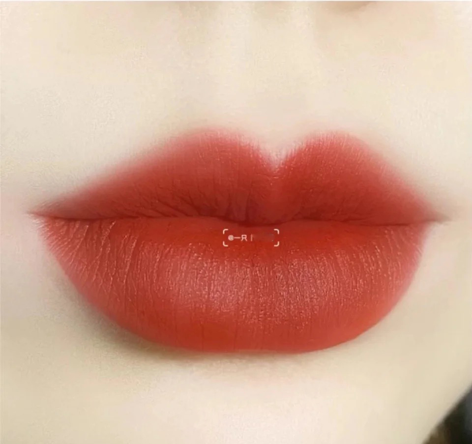 黄皮口红颜色怎么选圆管ysl,黄皮口红颜色怎么选阿玛尼