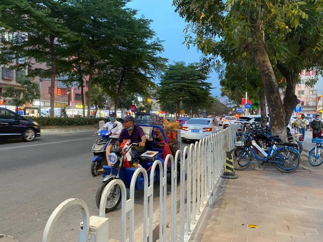 放弃了月薪7000工作回家,放弃7000工资去摆地摊可以吗