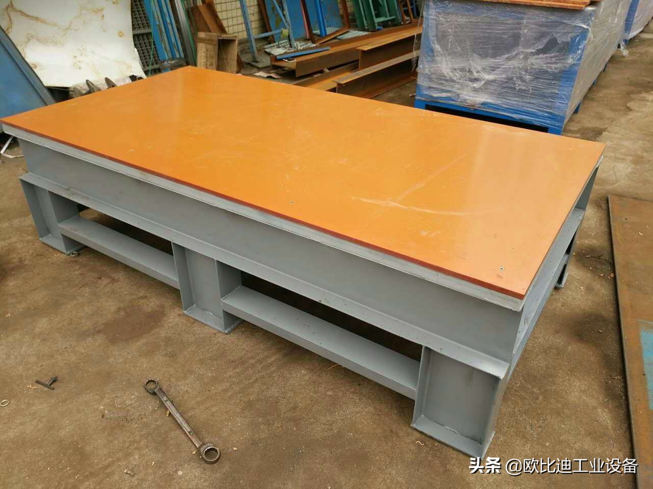 工厂车间加厚钢板工作台,工作台喷漆翻新