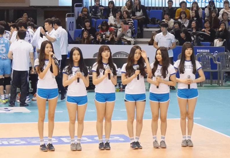 网购衣服和品牌的衣服一样,网购如何挑选有质感简约的衣服