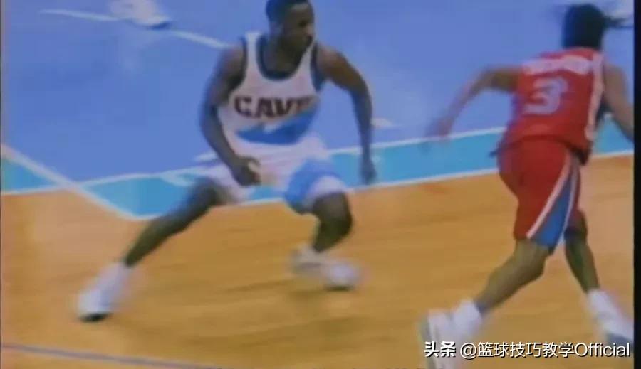 运球技巧新手教学,实战运球突破练习