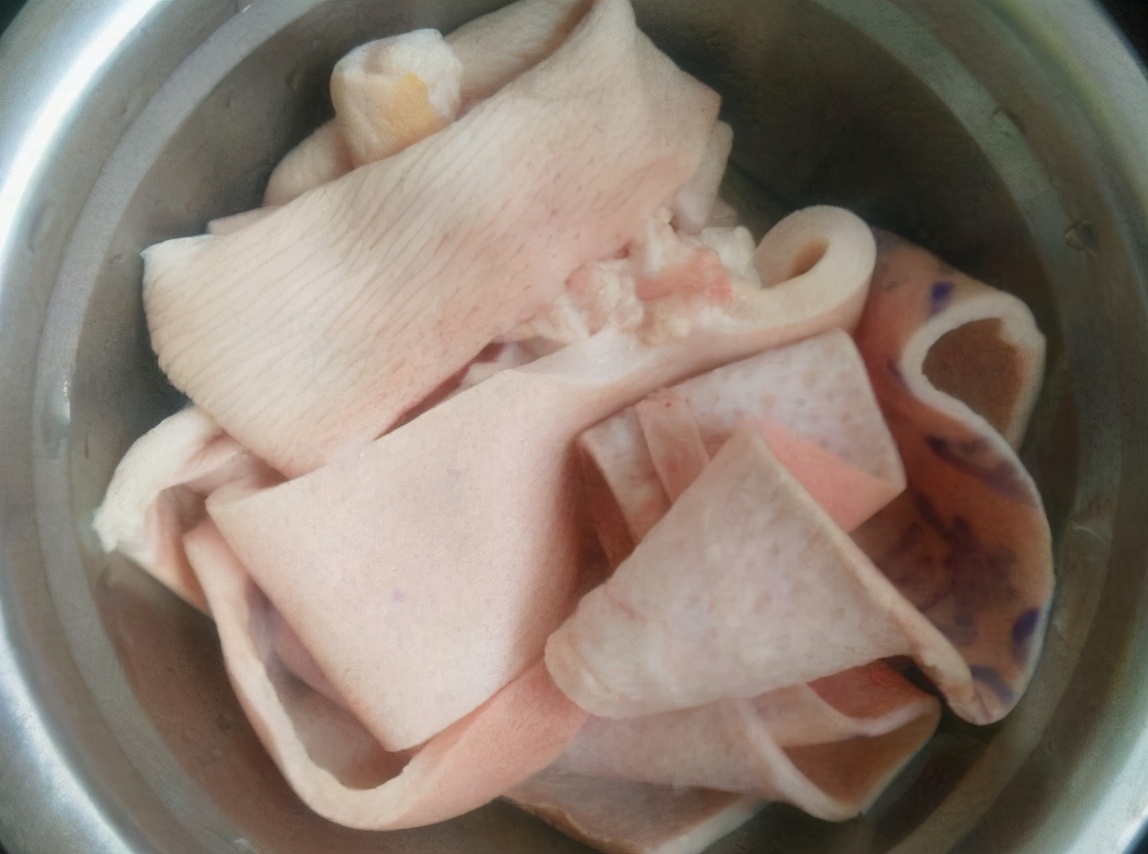 怎样做猪皮冻又好吃又嫩,做猪皮冻的正确做法