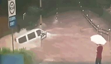 一般车子涉水怎么处理比较好,爱车涉水该怎么办