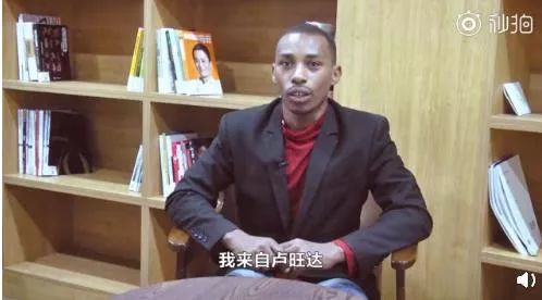 国外代购汽车零部件,外国小伙网上购买中国制造