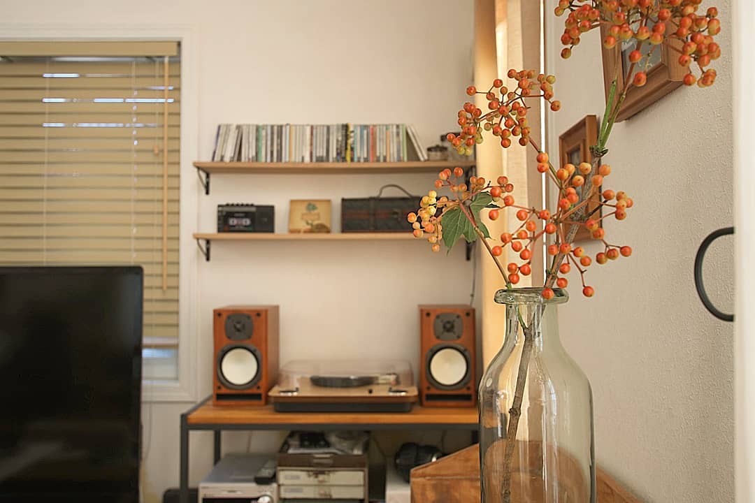 顶层带20平米左右的阁楼房子,有阁楼的挑高房子