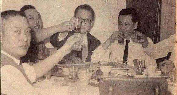 古龙情史江湖故事,古龙所经历的感情历程