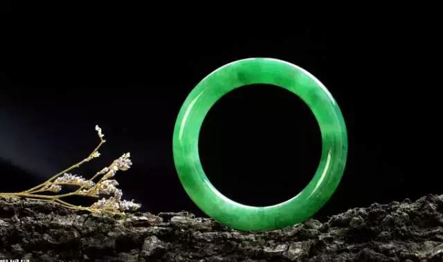 古代男女定情信物用哪种玉佩,古代男女定情信物都有哪些