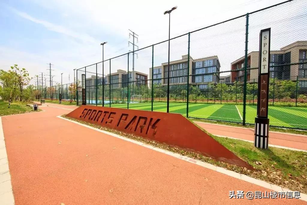 昆山市有哪些免费足球场,昆山体育公园足球场最新进展