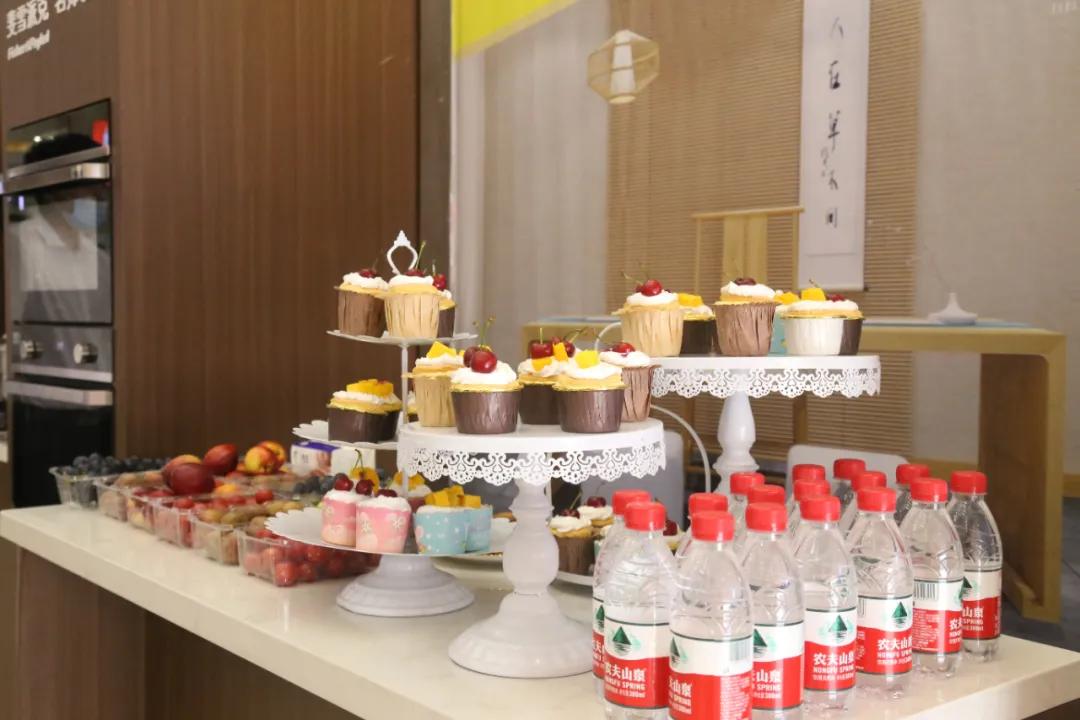 创新创意宣传广告语,跨界联名广告创意