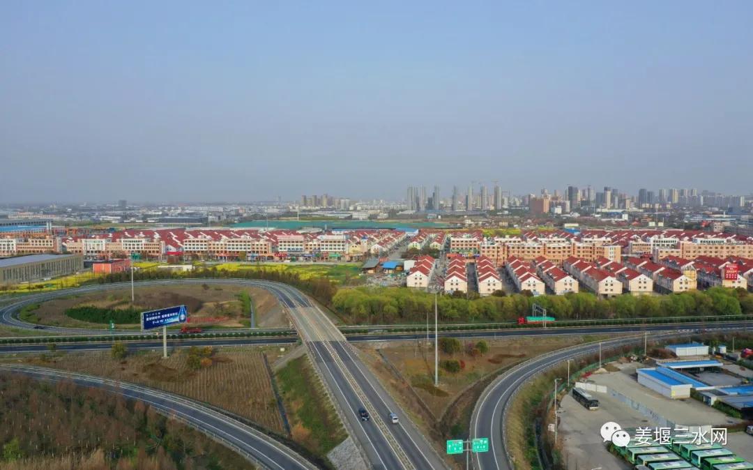 姜堰城门在哪,姜堰二中西大门