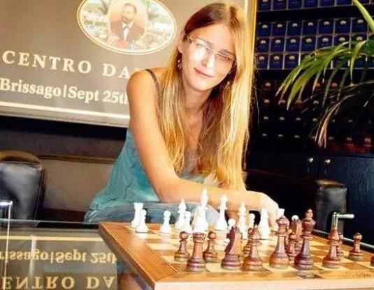 维密超模t台秀高清,维密初代模特t台秀