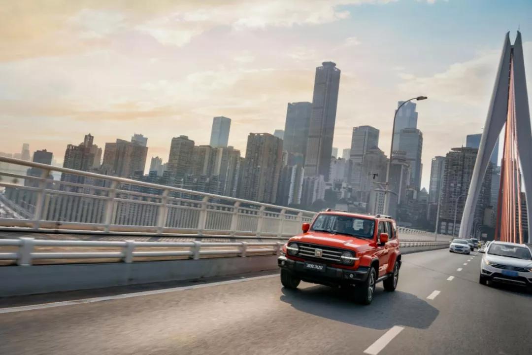 通勤越野两不误试驾坦克300城市版,最新坦克300城市版试驾