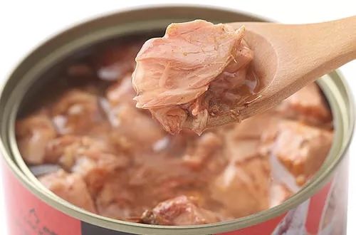 宠物食品发展特征及问题分析,宠物食品需要具备哪些要求