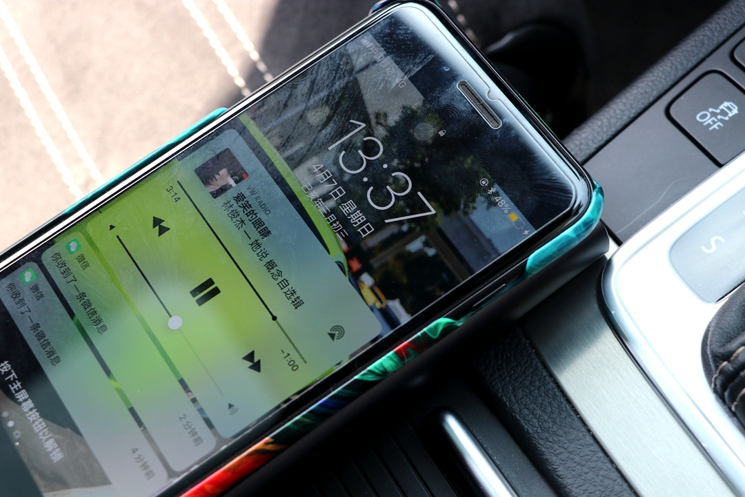 小米无线充电宝10000快充版,小米充电宝大容量20000快充介绍