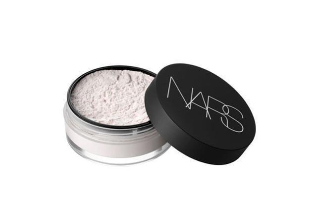 控油不卡粉散粉推荐排行榜,花西子定妆散粉让你不再油光满面