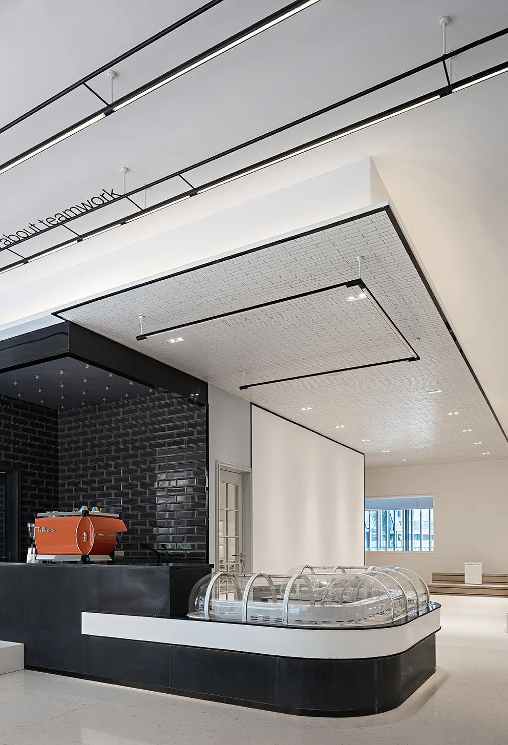 英皇艺术培训学院,英皇艺术培训学校