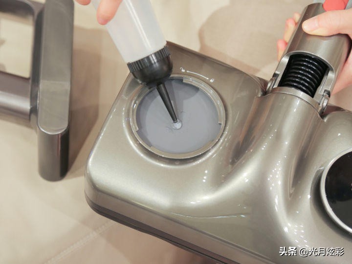 家里有了戴森还用拖地吗,戴森吸地完还用拖把拖地么