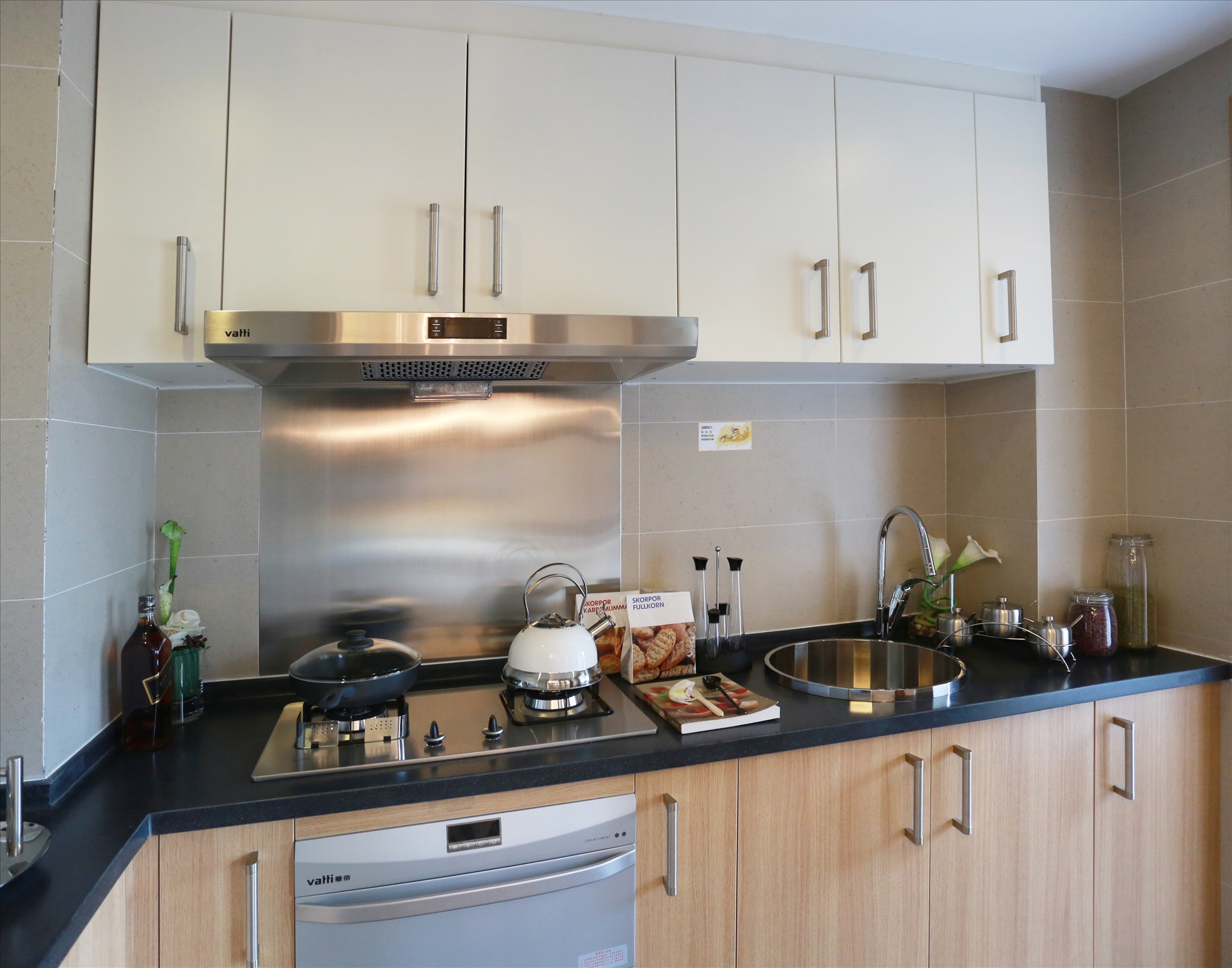 普通燃气灶红火锅底黑怎么办,不黑锅底的燃气灶猛火灶家用