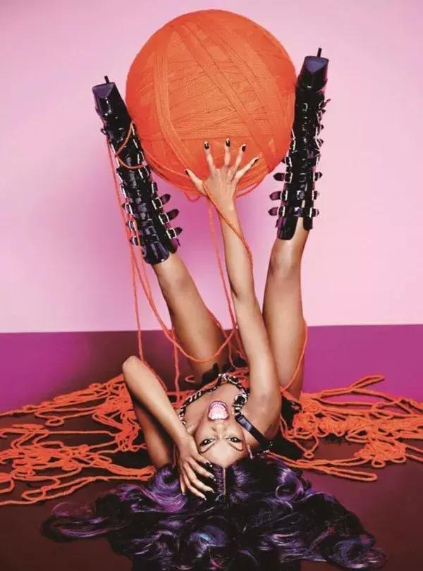 “解码世纪审美”时尚艺术展,呈现《PLAYBOY》65年历史经典