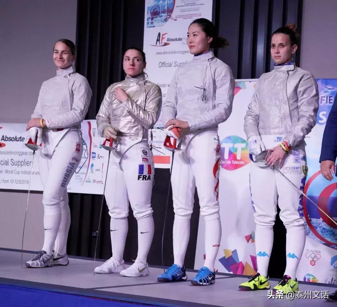 庆祝女篮姑娘夺冠,祝贺女篮姑娘们夺冠