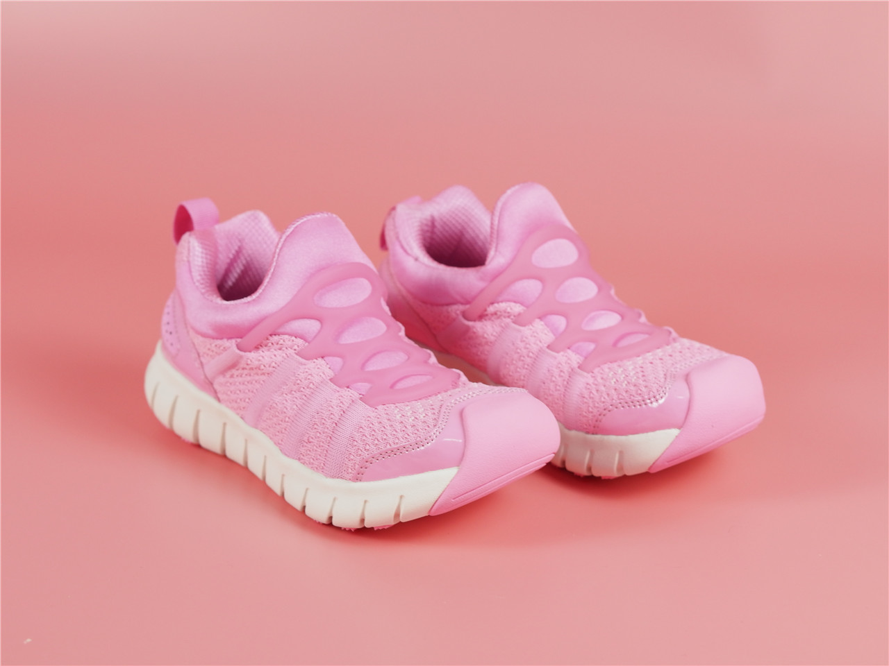 超逸酷玩游戏视频,freetie夏季清爽运动鞋