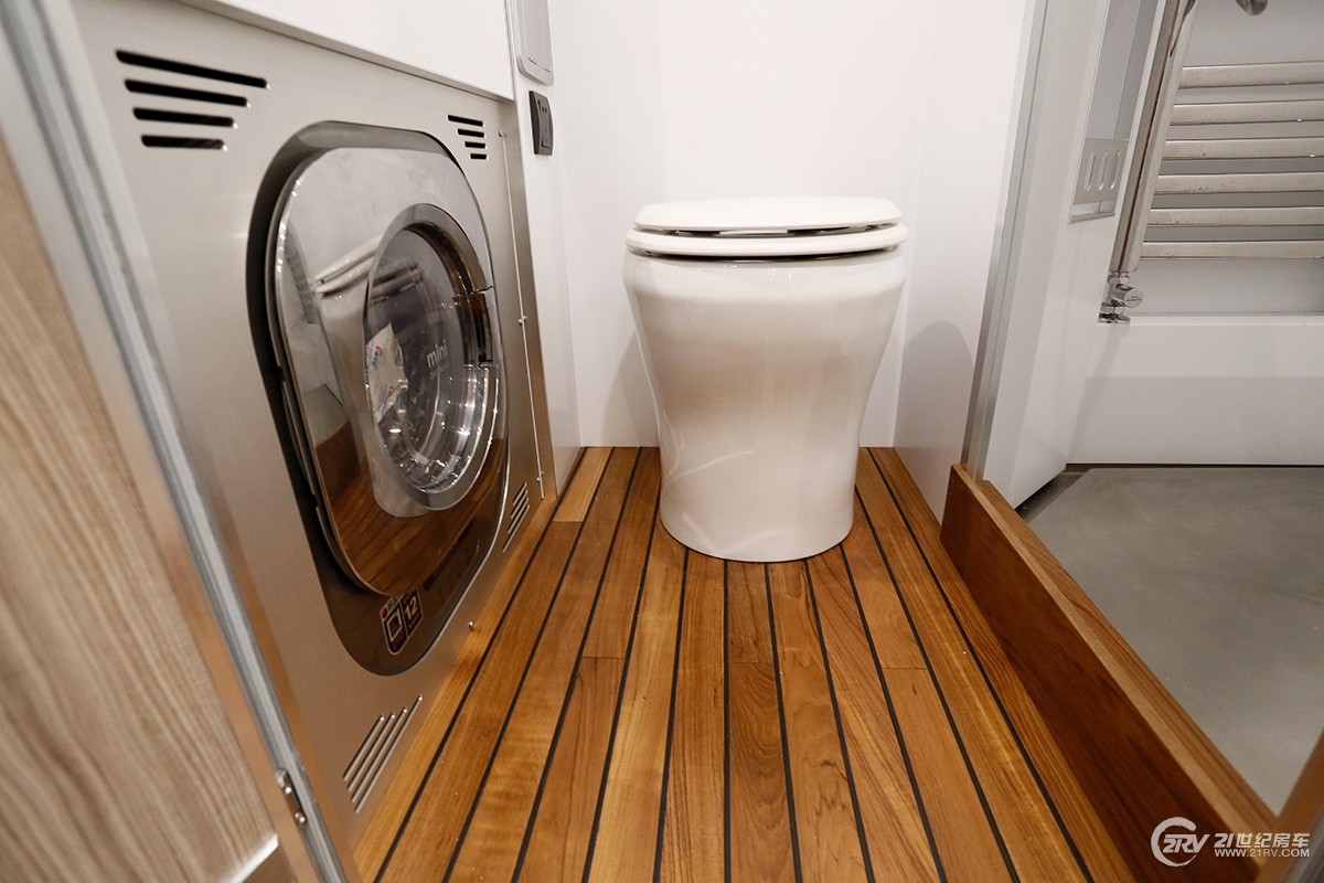 诺马迪森房车100万以内,1300万诺马迪森越野房车旅游