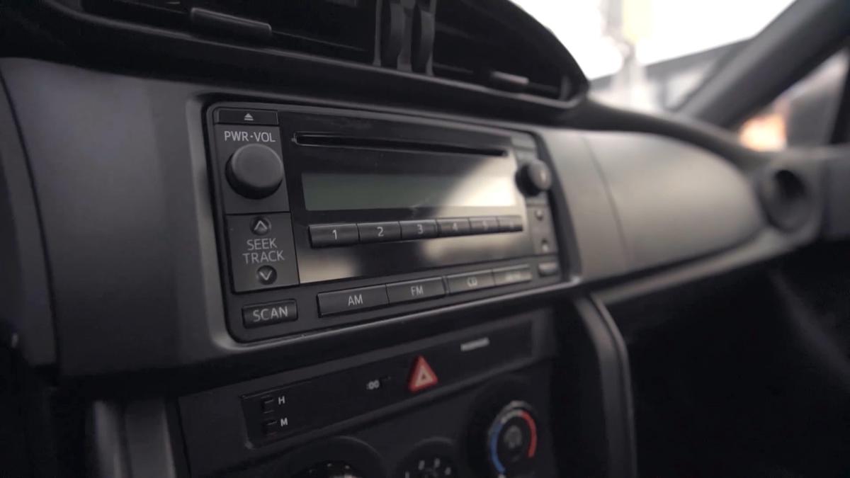 丰田跑车86深度体验,丰田ae86漂移