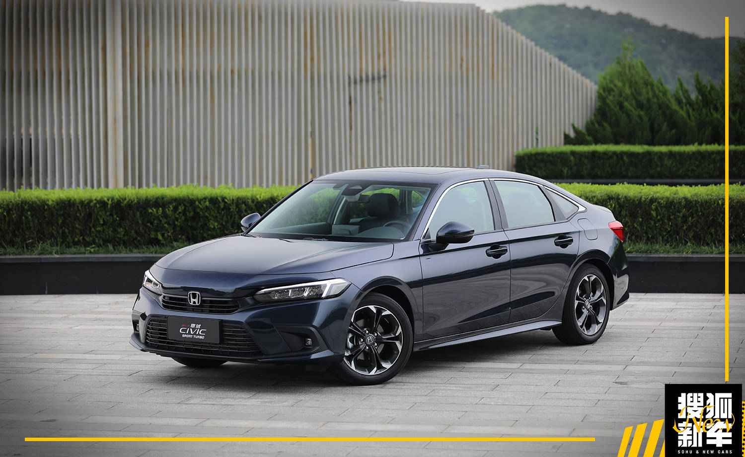 思域2022款240turbocvt燃擎版启动,本田思域新款的驾驶感