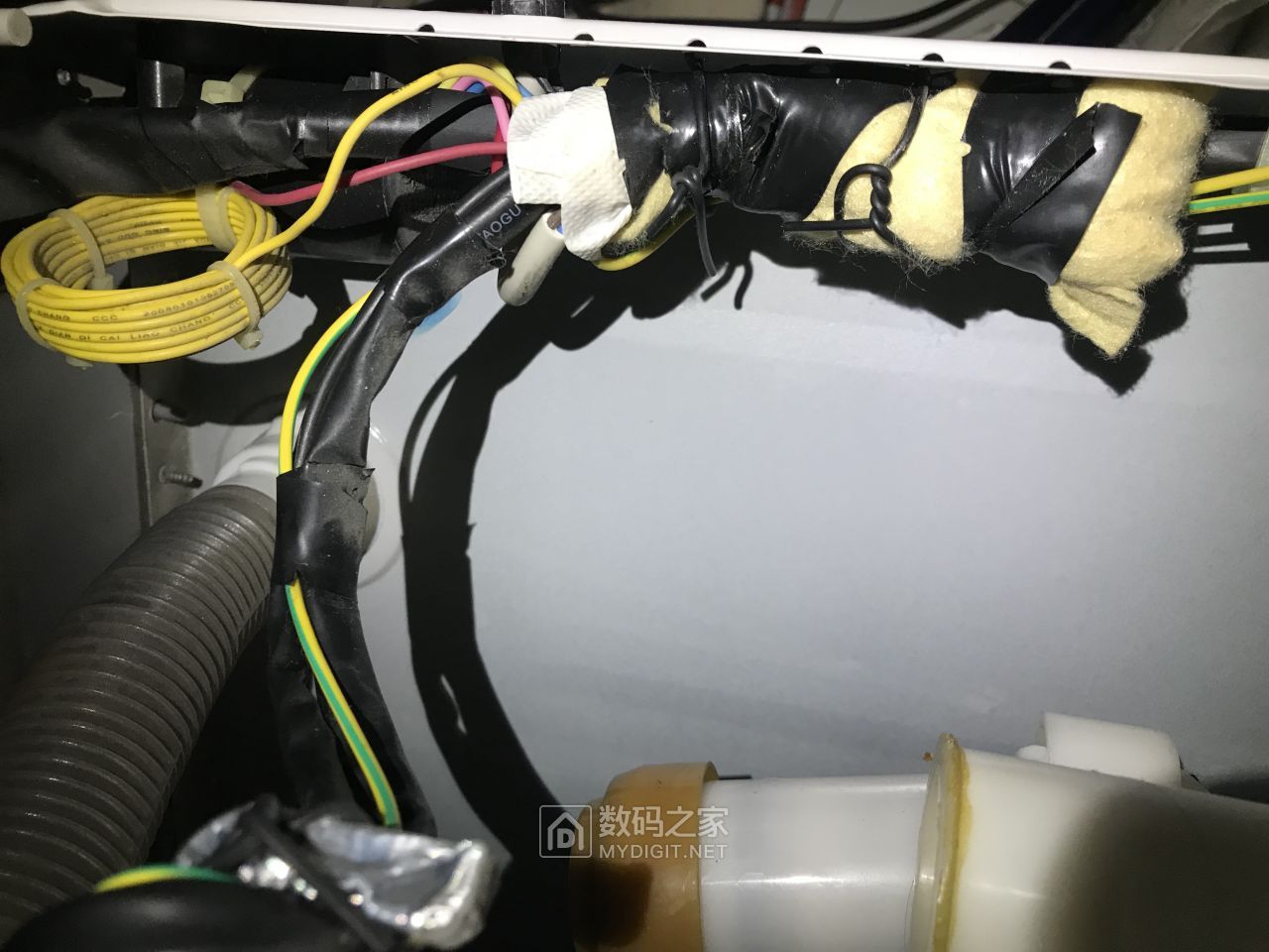 三洋全自动洗衣机e1故障维修拆装,拆机老洗衣机