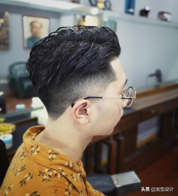 男士毛寸发型图解2020流行短发,30-40岁男士方脸短发发型稳重