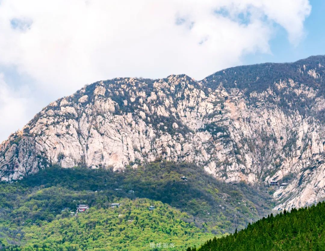 中岳嵩山跟嵩山少林有什么区别吗,被低估的嵩山不止有少林
