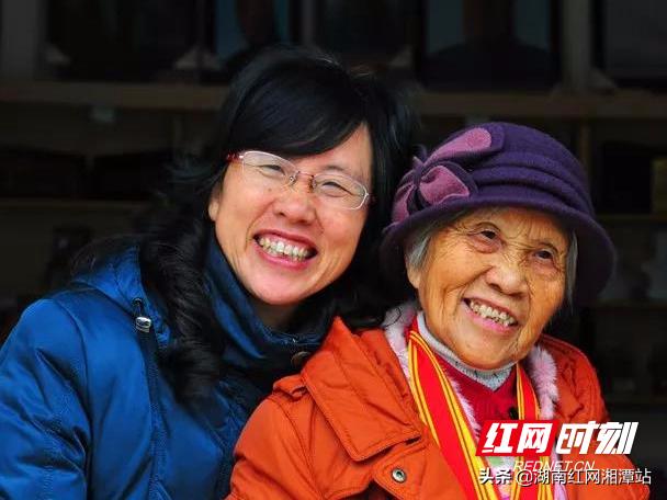 「最美扶贫人」毛桃芝：弘扬毛家文化真心真情帮扶