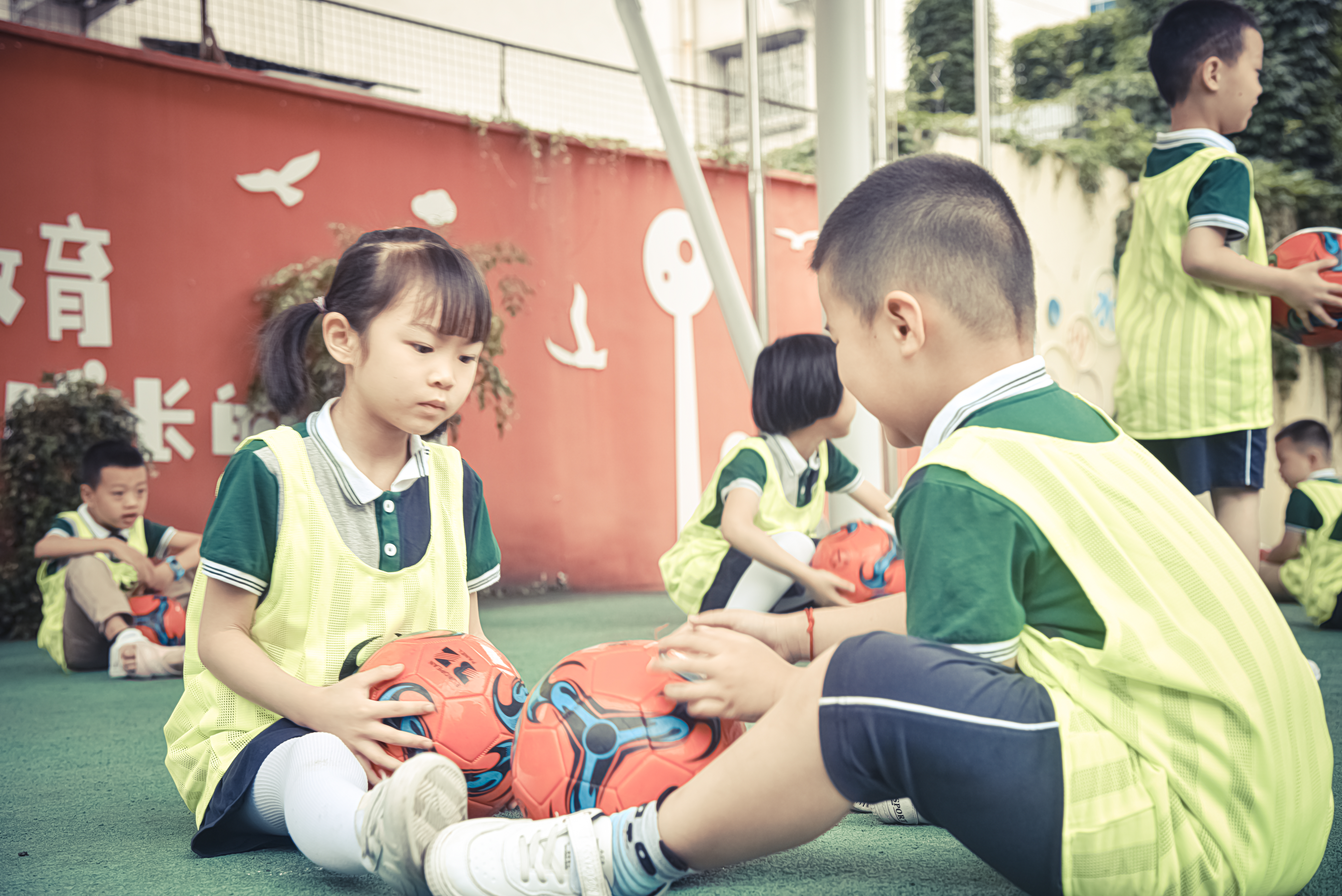 幼儿园足球文化进校园启动仪式,快乐宝宝幼儿园市一级幼儿园
