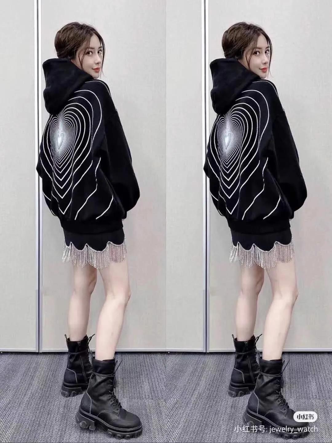 灰色爱心加绒卫衣,baby同款卫衣帽子