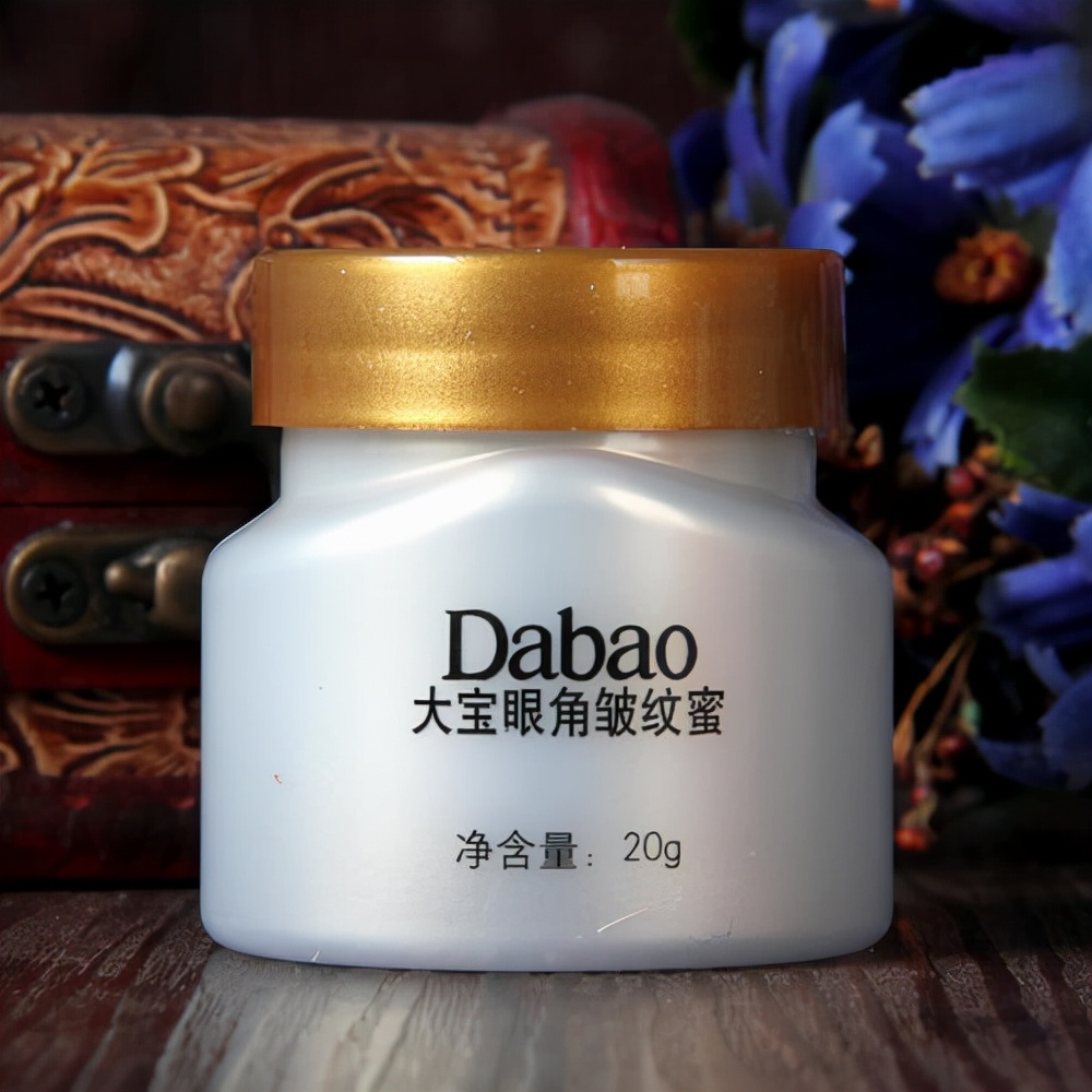 身边这5种“买得起”的老牌眼霜,别嫌弃是小牌,口碑不比大牌差