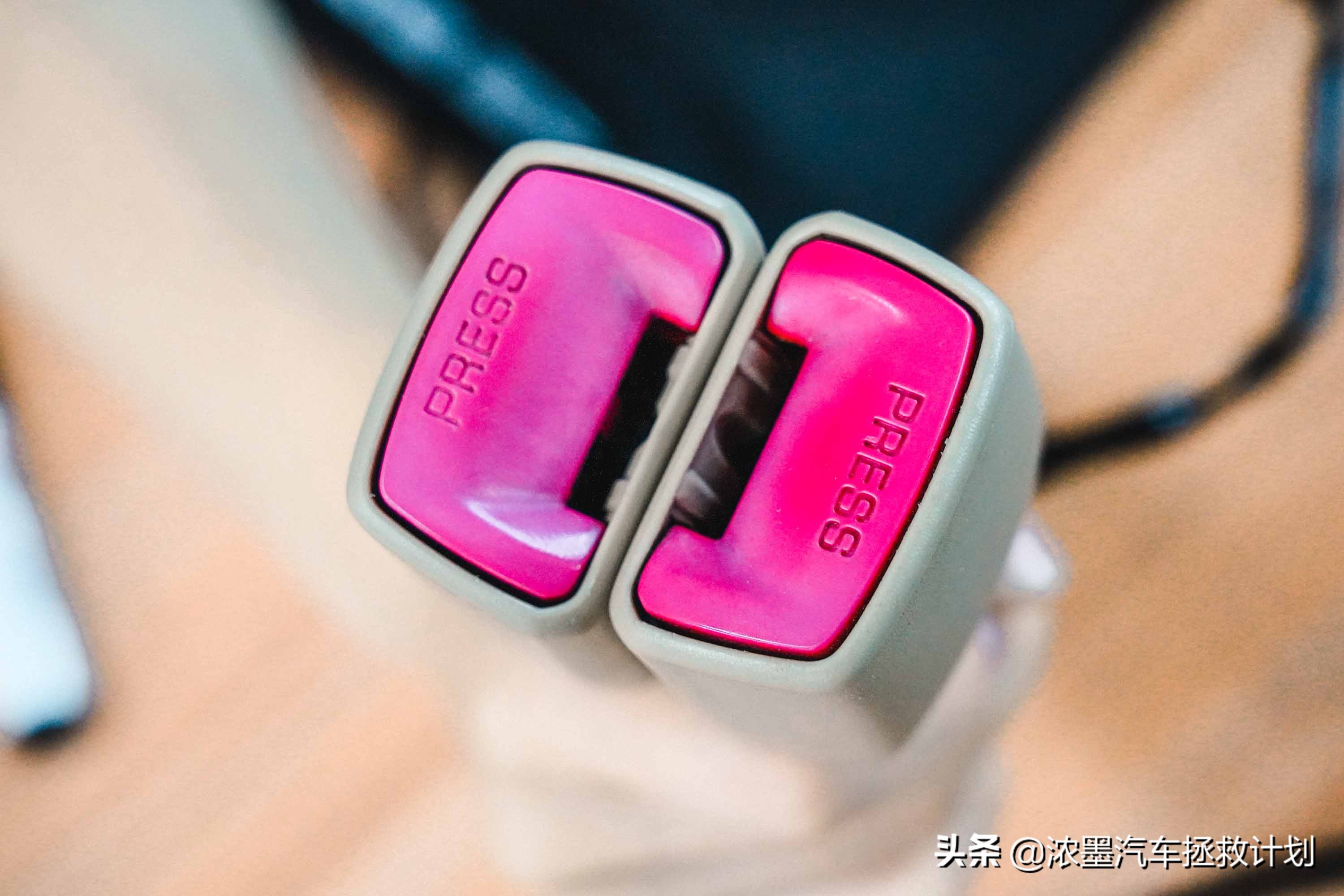 一代经典丰田普瑞维亚,丰田普瑞维亚依然经典