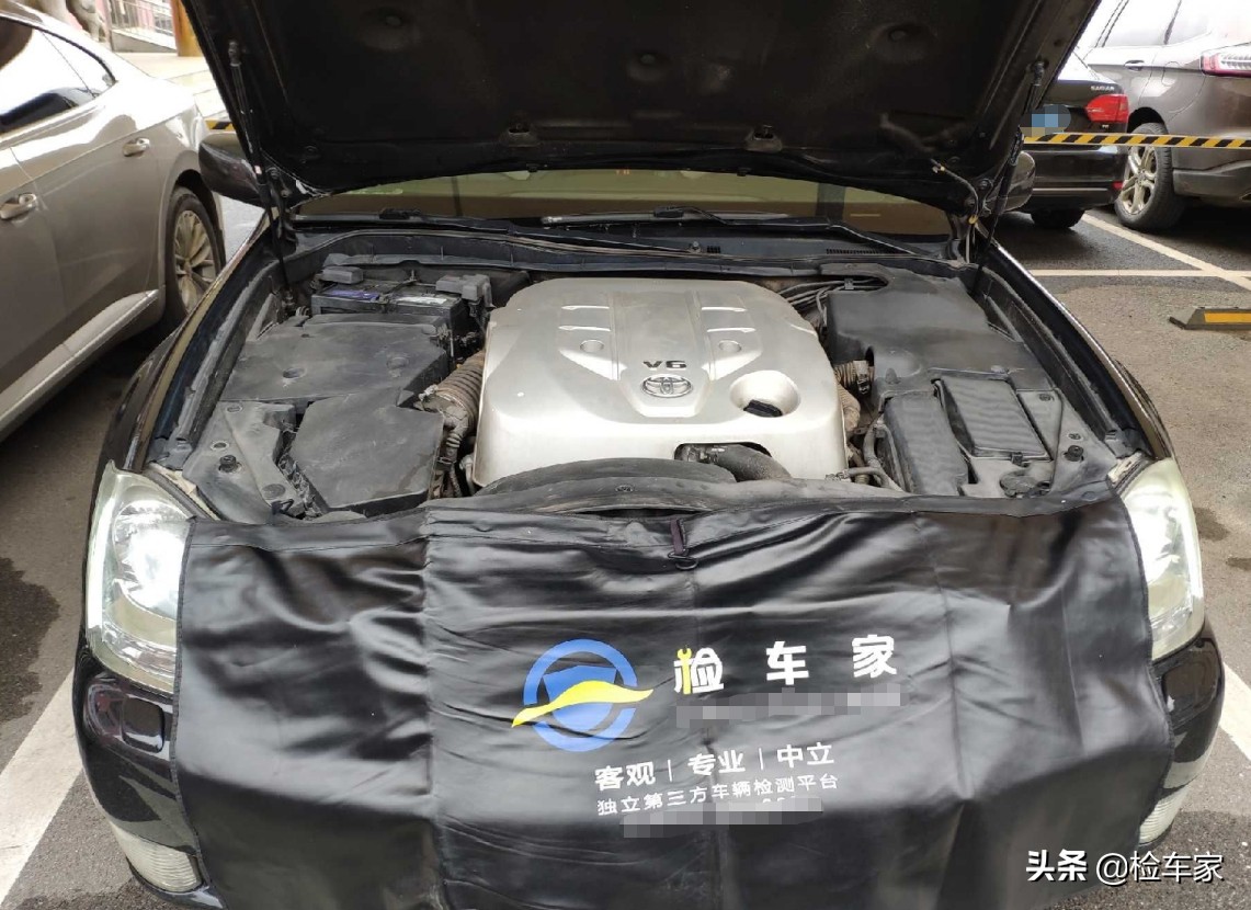 开了5年的14代丰田皇冠价格,15年车龄的丰田皇冠值得购买吗