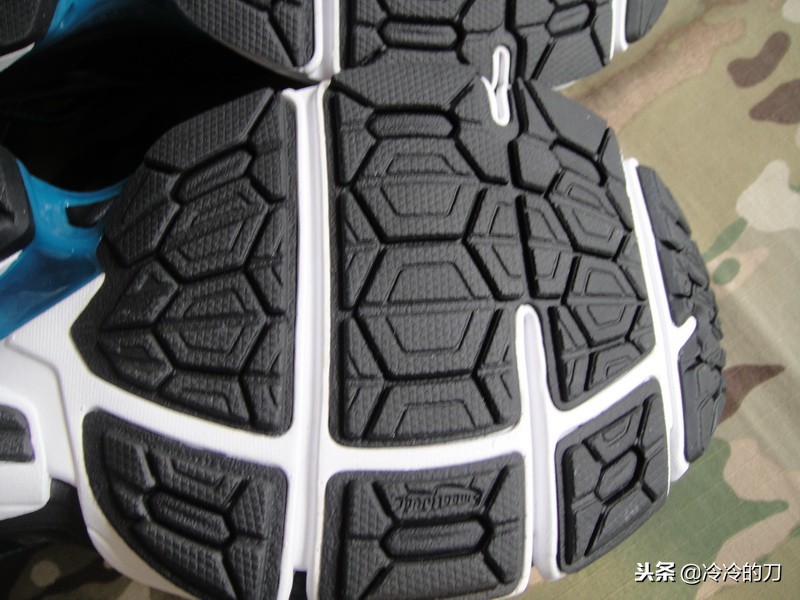 mizuno美津浓跑步鞋horizon4,美津浓发布全新高科技跑鞋mizuno