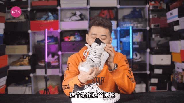 pebax碳纤维混合版,500左右的碳板竞速鞋激进感特别强