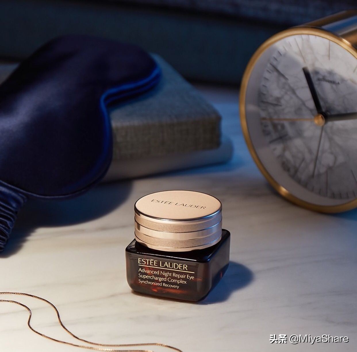 怡丽丝尔纯a小金管眼霜测评,黛珂牛油果好还是怡丽丝尔好用