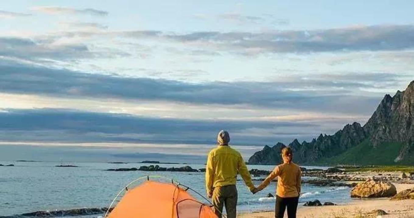 去户外野营要带什么装备,第一次户外露营需要准备哪些东西