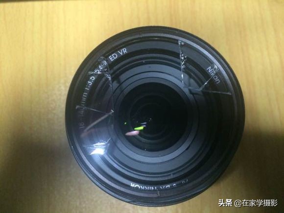 相机镜头镜片卡死了怎么卸下来,镜头摔了取不下来怎么办