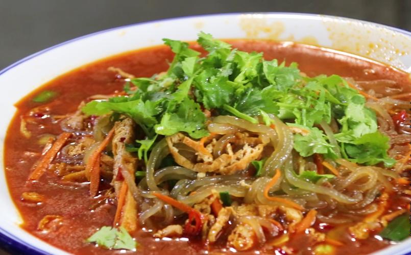 想吃酸辣粉教你方法,您知道酸辣粉怎么做才好吃吗