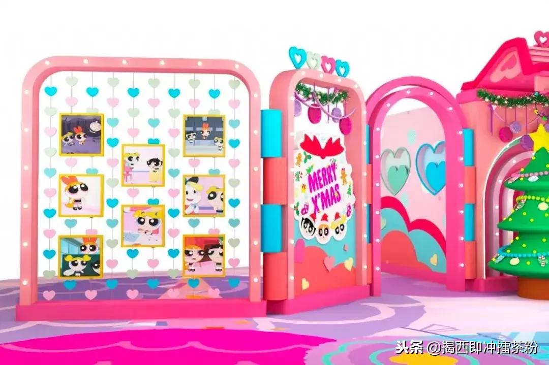 过分美丽！圣诞灯饰点亮香港：泰迪熊、比卡超、布丁狗陪你过圣诞