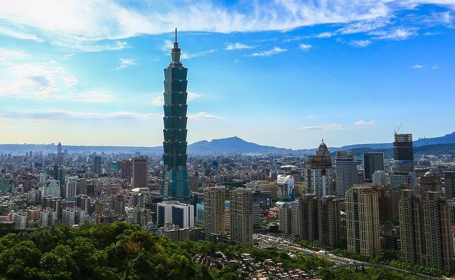 农夫山泉和统一饮料哪个产品多,农夫山泉年销量多少亿瓶