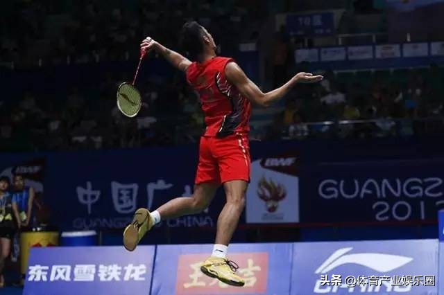 羽毛球个人心得50字,分享自己练羽毛球的艰辛