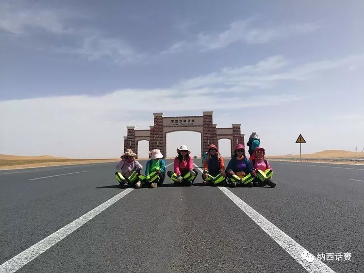 叶紫被雷劈穿越到异界,关于叶紫的穿越小说