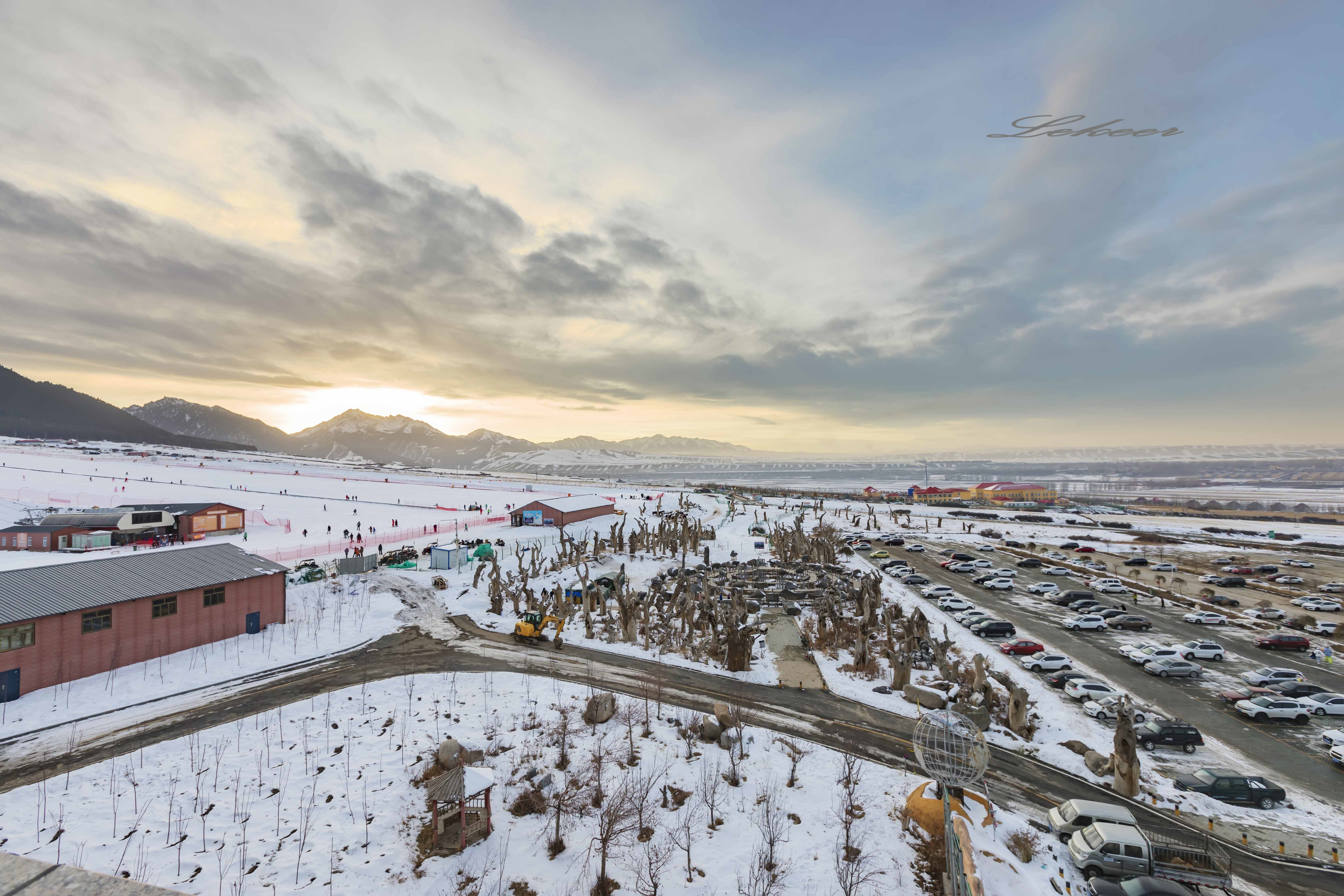 乌鲁木齐灯草沟滑雪,冰雪大世界滑雪体验