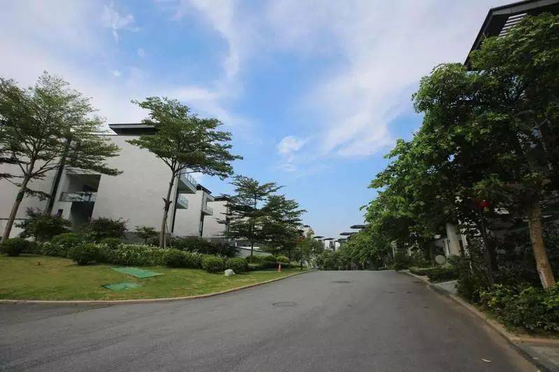 春节温泉酒店吃住一体推荐,附近别墅温泉度假一日游