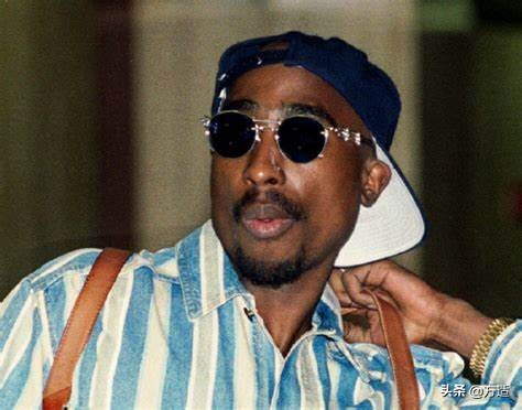 说唱歌手喜欢戴的眼镜,说唱歌手戴的无框眼镜推荐